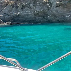 https://villa-moderne-3-chambres-double-proche-de-la-mer-le.fr-provencehotel.com